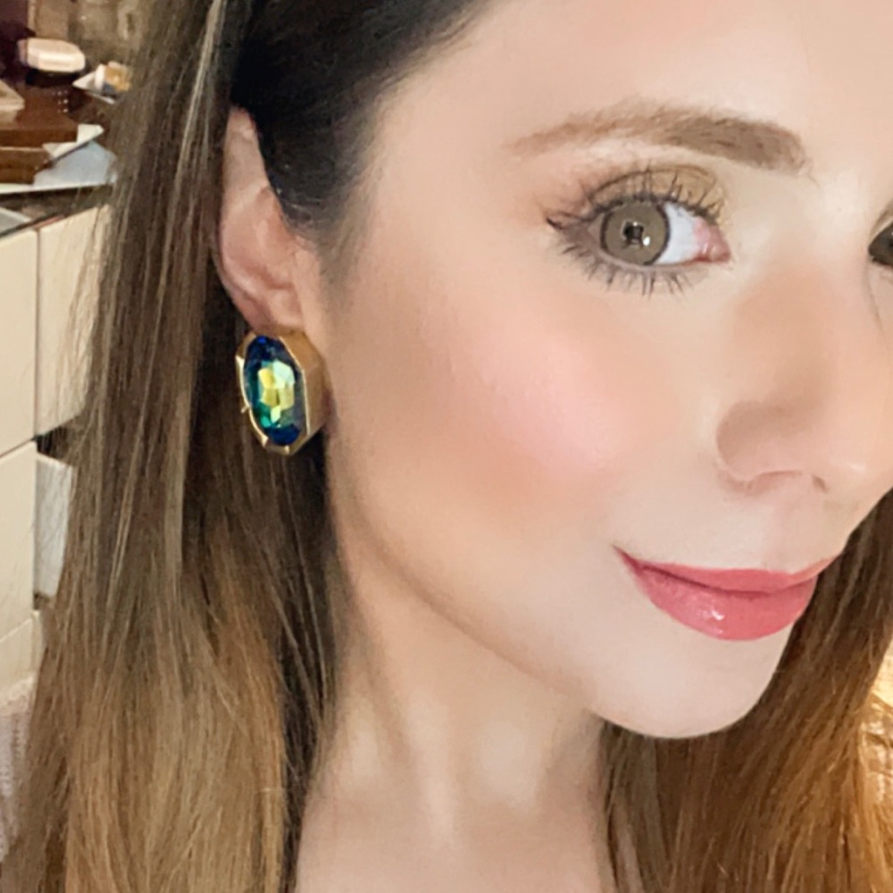 ⭐️ SALE⭐️ PRICE FIRM⭐️ Amazing Deal! 
RARE Vintage YSL Earrings.